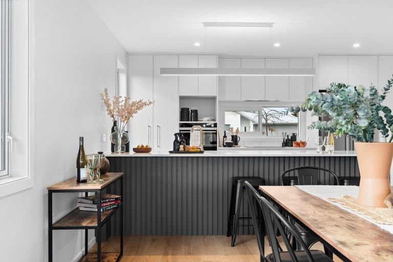 Photo of property in 21 Hereford Drive, Carterton, 5713