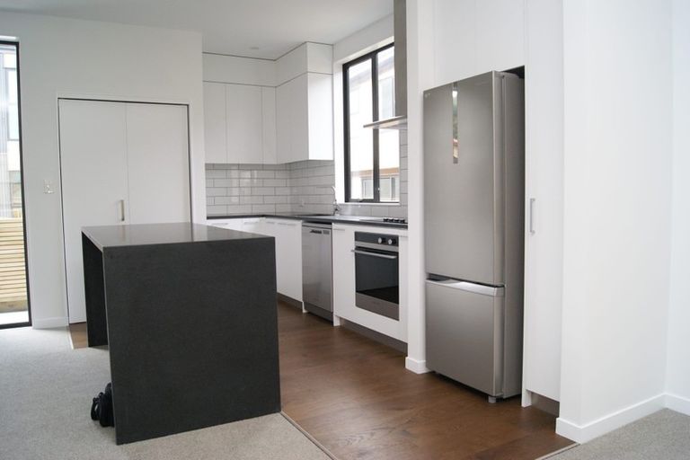 Photo of property in 7/20 Trent Street, Island Bay, Wellington, 6023