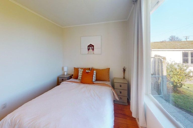 Photo of property in 11 Lyon Street, Marton, 4710