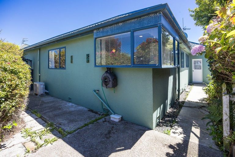 Photo of property in 83 Prince Albert Road, Saint Kilda, Dunedin, 9012