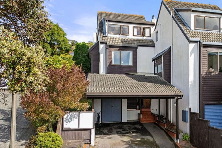 Photo of property in 8a Malda Grove, Khandallah, Wellington, 6035