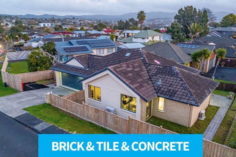 Photo of property in 62 Waitaki Street, Henderson, Auckland, 0612