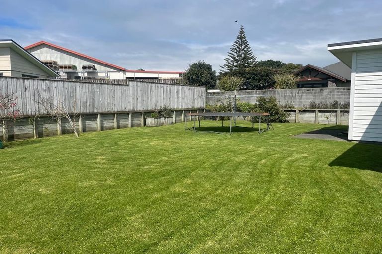 Photo of property in 48 Penrod Drive, Bell Block, New Plymouth, 4312