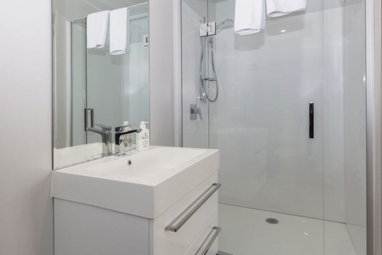 Photo of property in 138 Papanui Road, Merivale, Christchurch, 8014