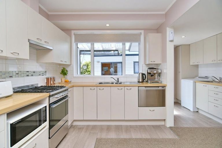 Photo of property in 415 High Street, Rangiora, 7400