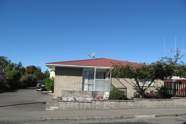 Photo of property in 2/8 Deal Street, Seaview, Timaru, 7910