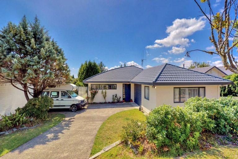 Photo of property in 61 Waipuna Grove, Welcome Bay, Tauranga, 3112