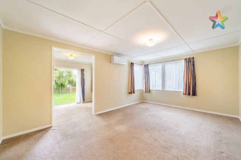 Photo of property in 4 Collett Street, Naenae, Lower Hutt, 5011