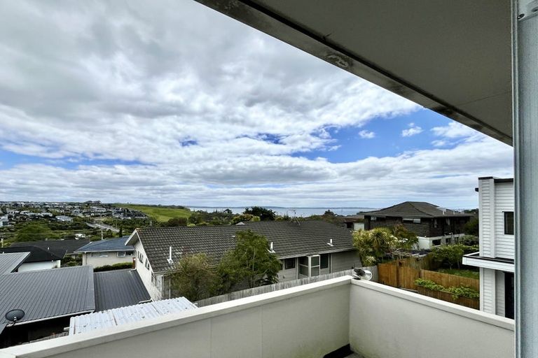 Photo of property in 11 Watea Road, Torbay, Auckland, 0630
