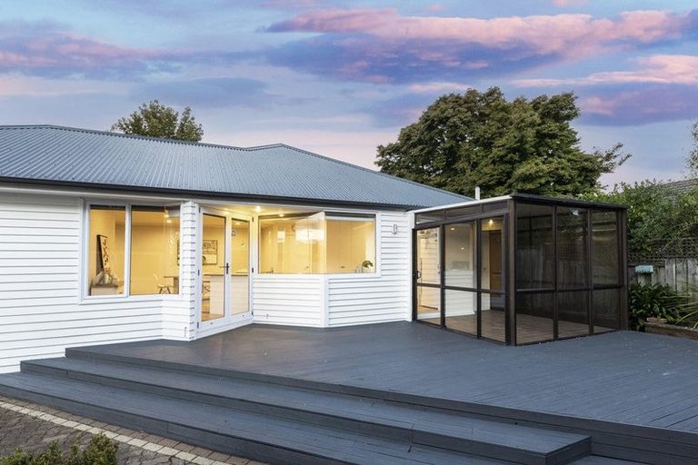 Photo of property in 254 Weston Road, Mairehau, Christchurch, 8052