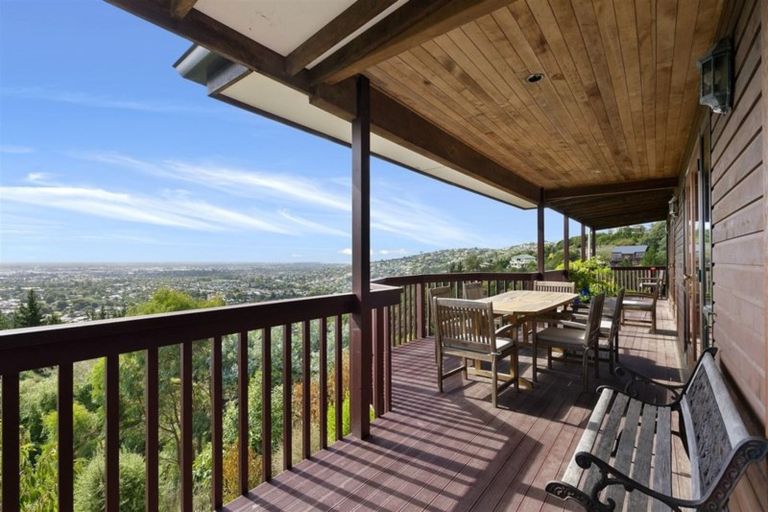 Photo of property in 7 Arahura Place, Cashmere, Christchurch, 8022