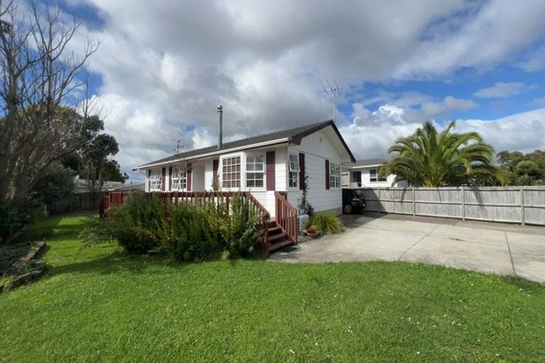 Photo of property in 130 Pigeon Mountain Road, Half Moon Bay, Auckland, 2012