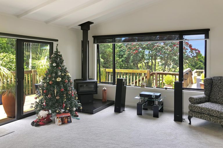 Photo of property in 35 Skudders Beach Road, Kerikeri, 0294