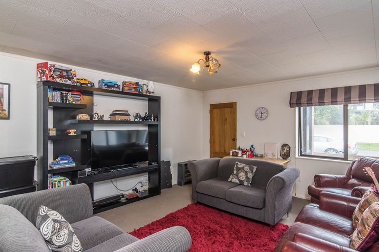 Photo of property in 7a Nathan Avenue, Paraparaumu Beach, Paraparaumu, 5032