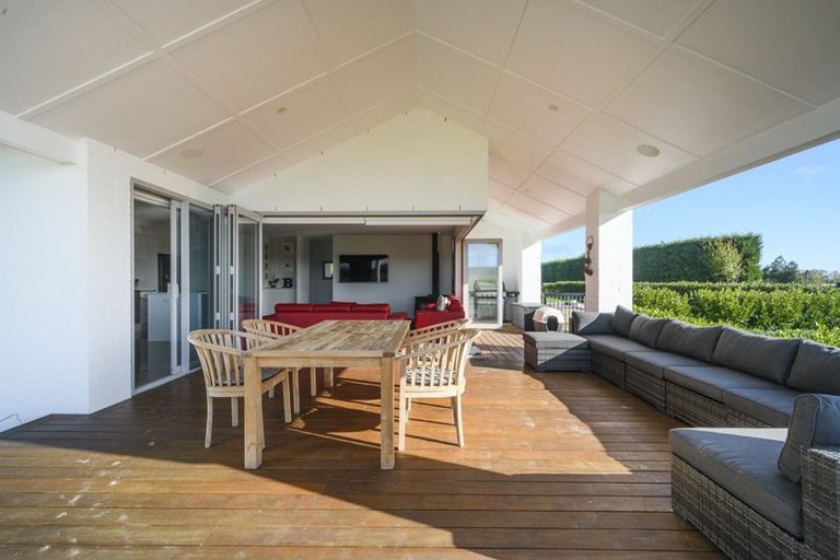 Photo of property in 737 Stoney Creek Road, Bunnythorpe, Palmerston North, 4470