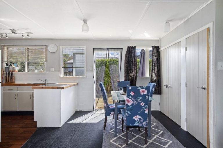 Photo of property in 28 Saint Johns Avenue, Tuakau, 2121