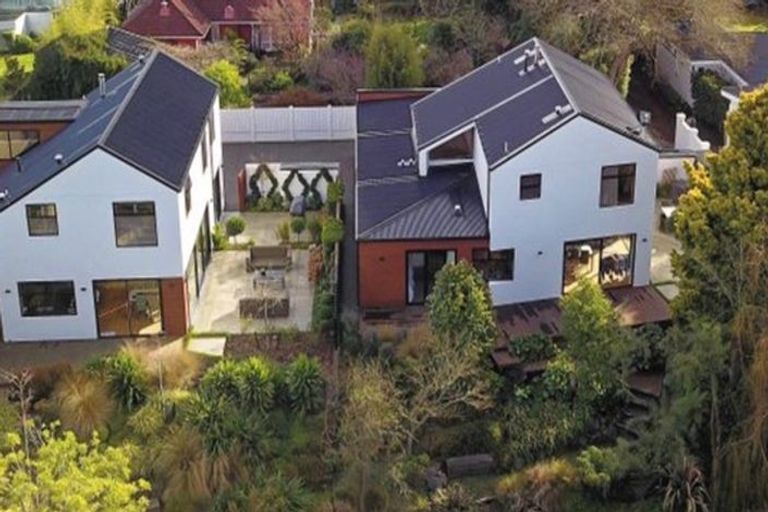 Photo of property in 80c Clyde Road, Ilam, Christchurch, 8041