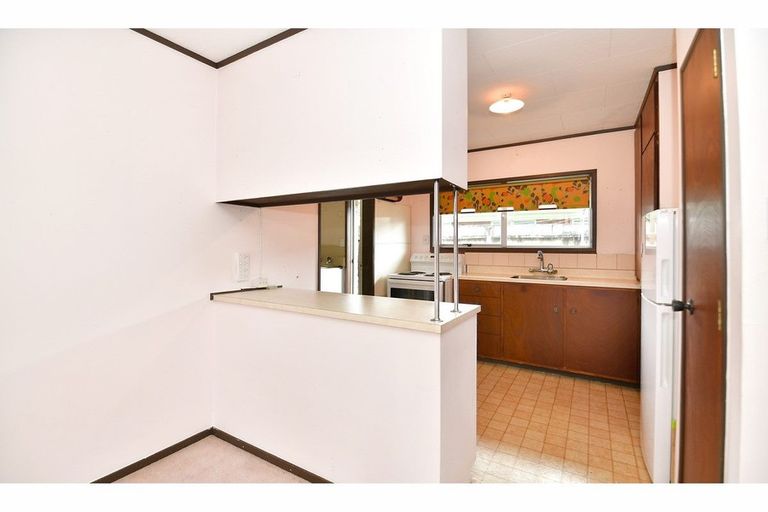 Photo of property in 2/54 Doment Crescent, Orewa, 0931