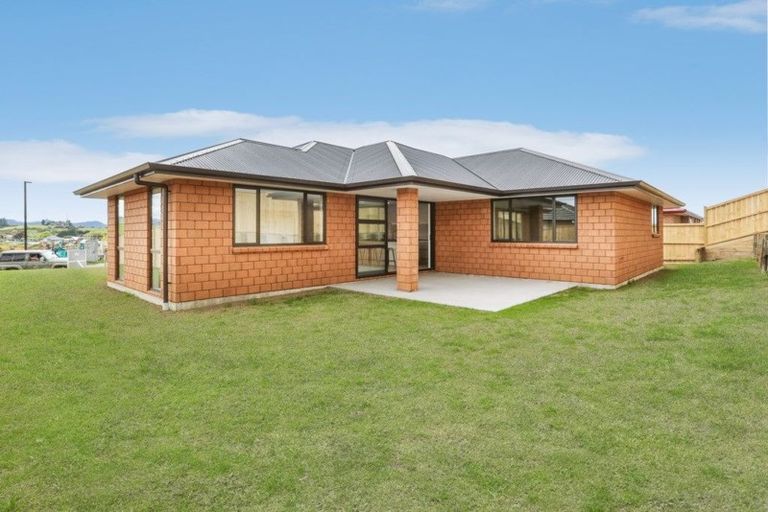 Photo of property in 10 Gibboney Place, Pokeno, 2402