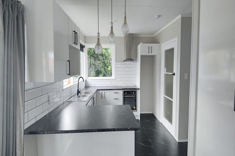 Photo of property in 9 Sacha Place, Glenview, Hamilton, 3206