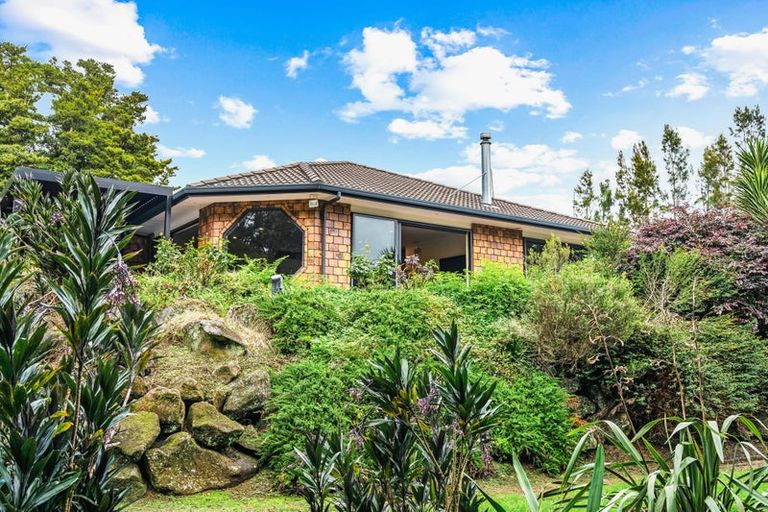 Photo of property in 327 Tangihua Road, Maungakaramea, Whangarei, 0178