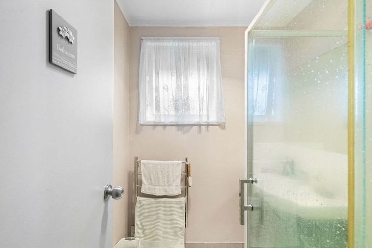 Photo of property in 35 Steven Street, Mangere East, Auckland, 2024