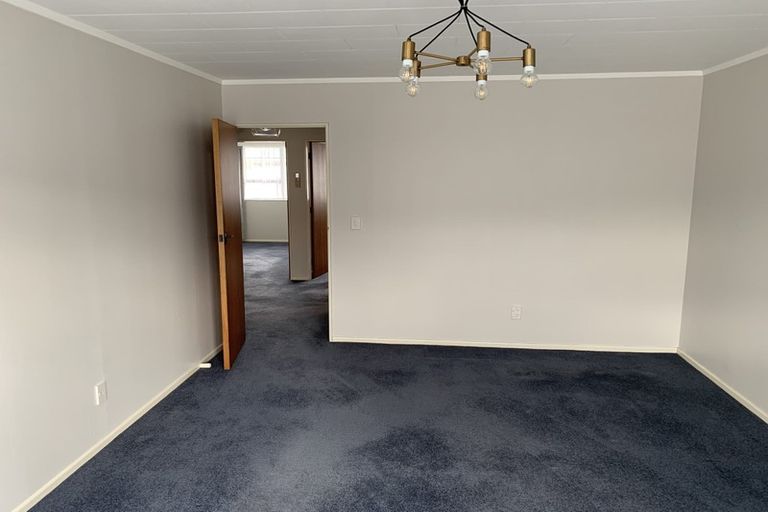 Photo of property in 1/48 Kowhai Avenue, Ebdentown, Upper Hutt, 5018