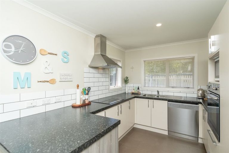 Photo of property in 74 Queens Avenue, Frankton, Hamilton, 3204