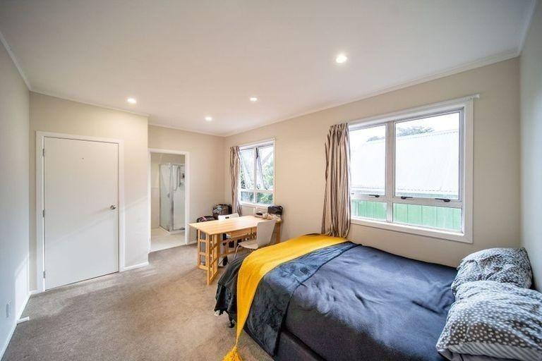 Photo of property in 26 King Edward Avenue, Papakura, 2110
