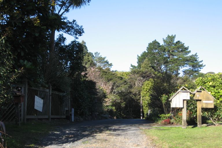 Photo of property in 33 Haruru Falls Road, Haruru, 0204