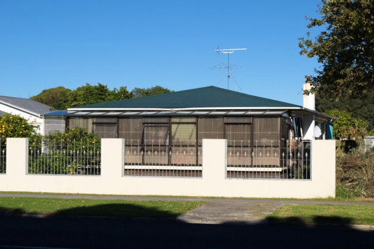 Photo of property in 108 Buckland Road, Mangere East, Auckland, 2024