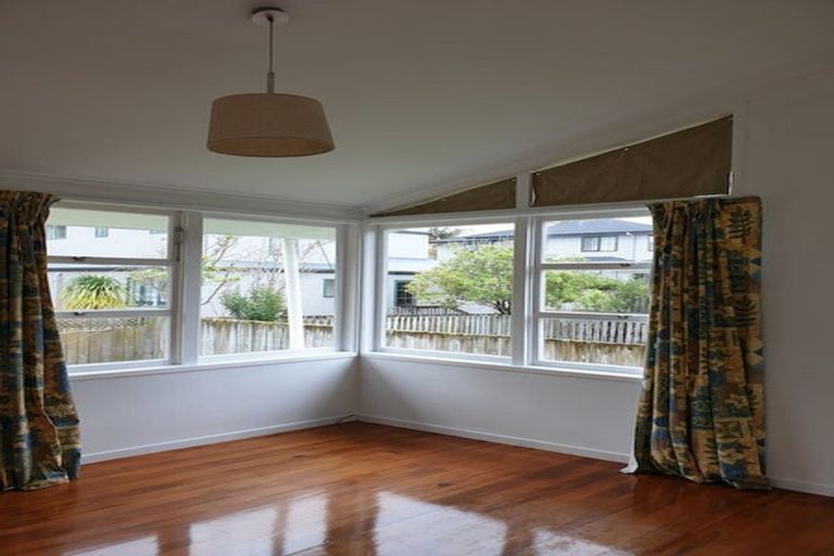 Photo of property in 2/14a Puriri Street, Takapuna, Auckland, 0622