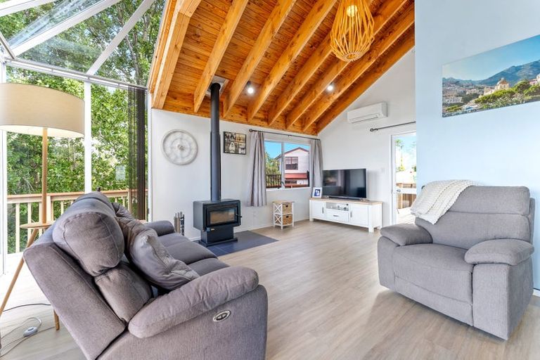 Photo of property in 12 Castaway Place, Gulf Harbour, Whangaparaoa, 0930