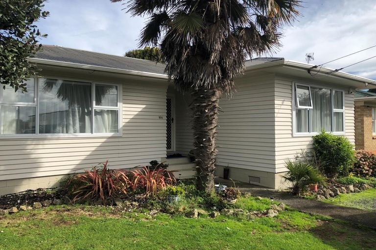 Photo of property in 166 Russell Road, Manurewa, Auckland, 2102