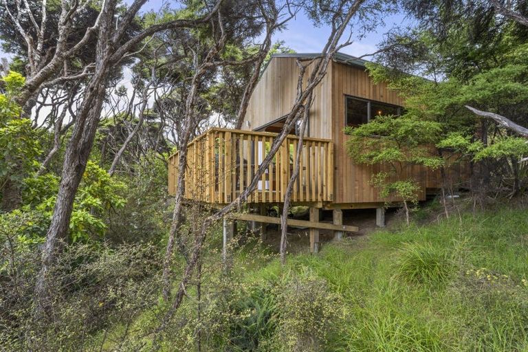 Photo of property in 1644b Whaanga Road, Raglan, 3296