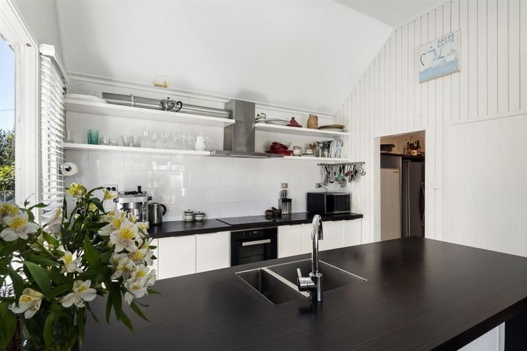 Photo of property in 6/74 Kitchener Road, Milford, Auckland, 0620