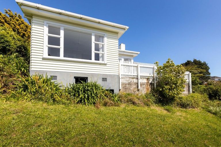 Photo of property in 8 Lynmouth Heights, Lynmouth, New Plymouth, 4310