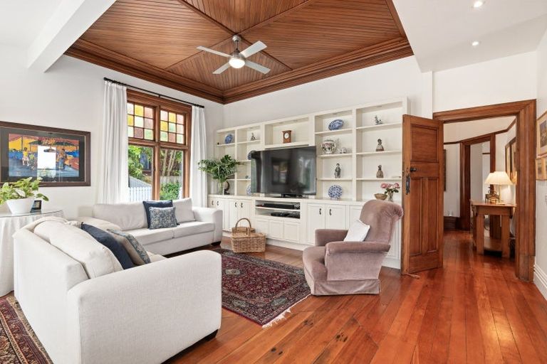 Photo of property in 5 Merlin Street, Roslyn, Dunedin, 9010