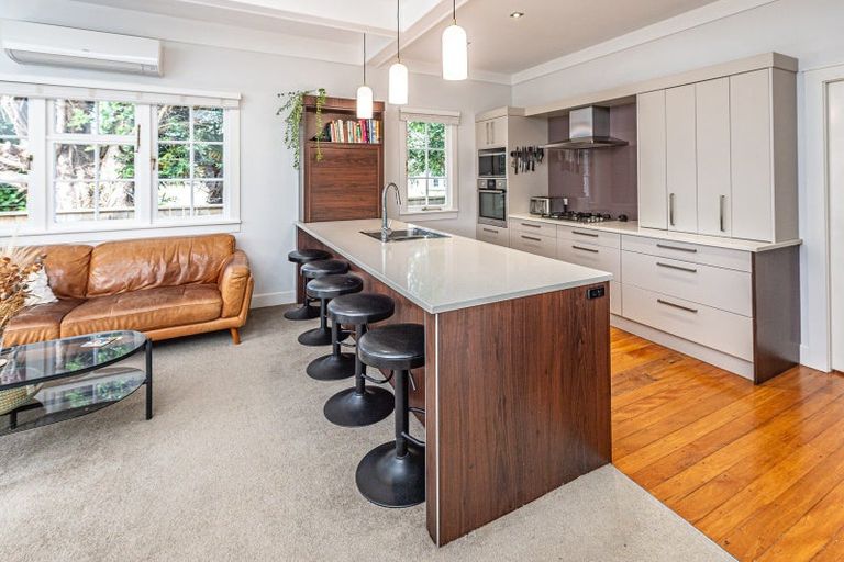 Photo of property in 9 Selwyn Crescent, College Estate, Whanganui, 4500