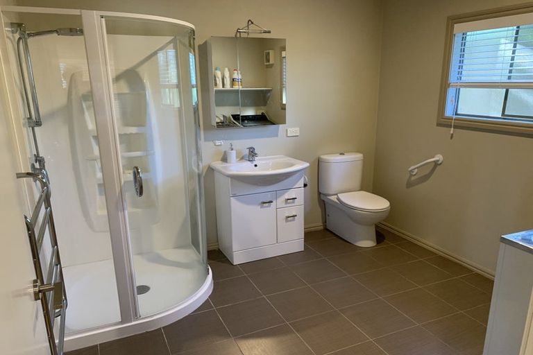 Photo of property in 34 Marellen Drive, Red Beach, 0932