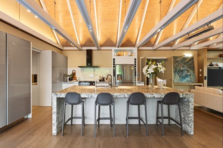 Photo of property in 878 Ridge Road, Riverhead, Albany, 0793