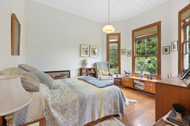 Photo of property in 20 Dye Access Road, Kaukapakapa, 0871