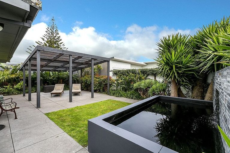 Photo of property in 26 Sackville Street, Fitzroy, New Plymouth, 4312