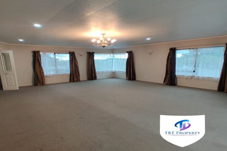 Photo of property in 21 Hakea Place, Totara Heights, Auckland, 2105