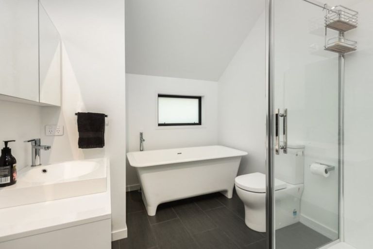 Photo of property in 347b Oceanbeach Road, Mount Maunganui, 3116