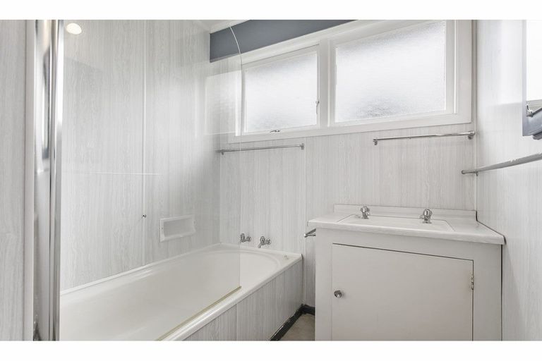 Photo of property in 7 Manuka Street, Orewa, 0931