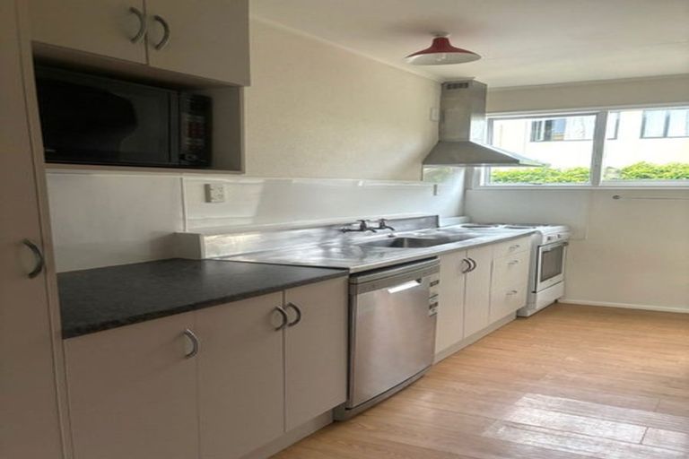 Photo of property in 4/49 Picton Avenue, Riccarton, Christchurch, 8011