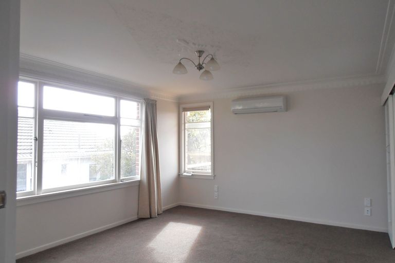 Photo of property in 25 Oxford Street, West End, Timaru, 7910