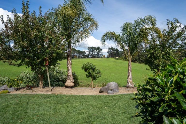 Photo of property in 20 Clifford Close, Leamington, Cambridge, 3432