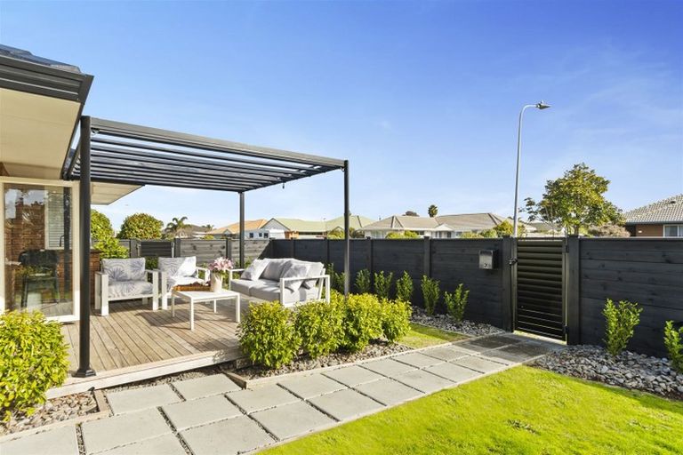 Photo of property in 5 Lotus Avenue, Mount Maunganui, 3116